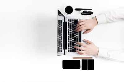 We Are Web Agency Brindisi: Creazione Siti Web e E-Commerce, Consulenza seo, marketing, social media agency a Brindisi