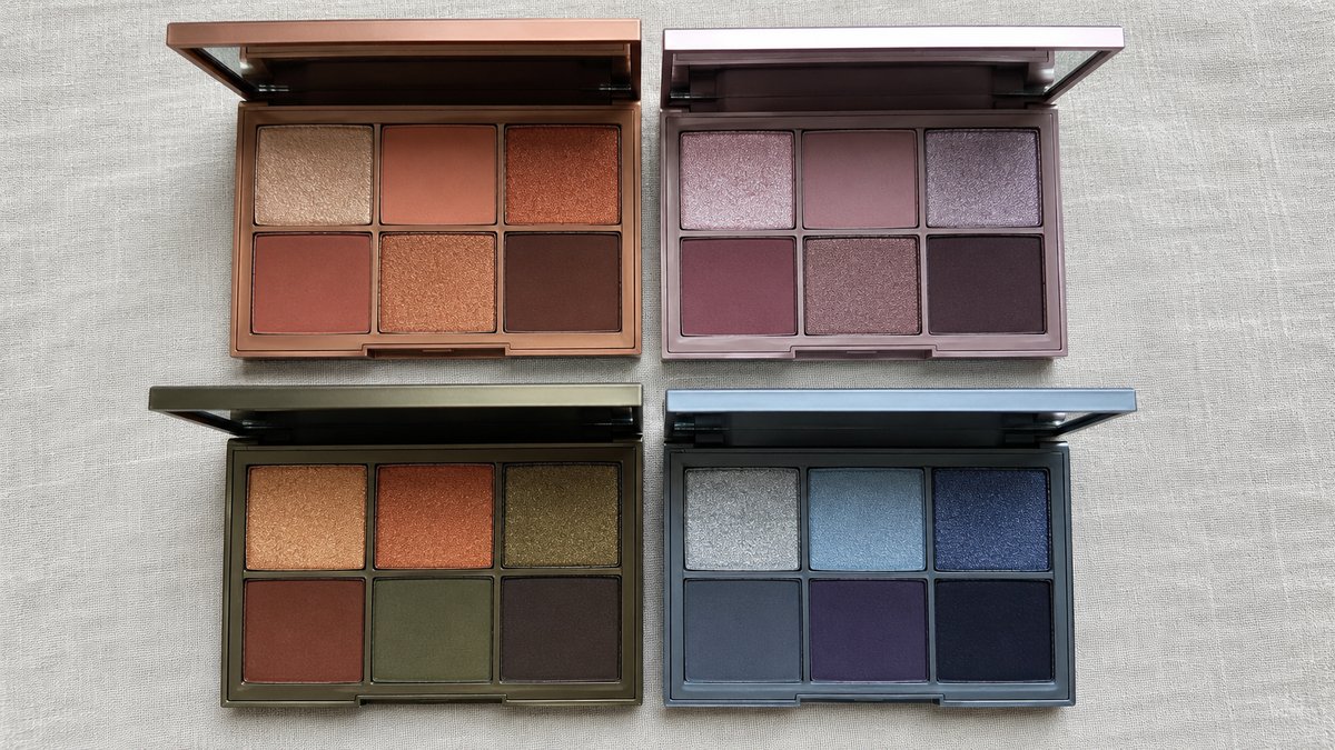 Quattro palette ombretti aperte con tonalità calde e fredde per le quattro stagioni armocromiche